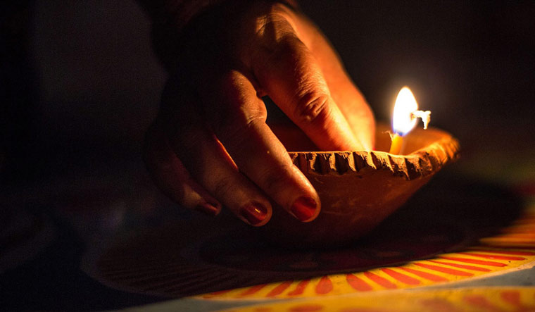 Sunday Modi 9 min candle light